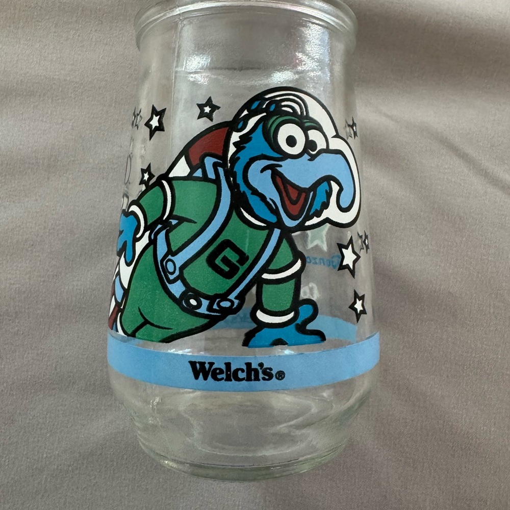 Welch's Gonzo Space Glass muppets in space